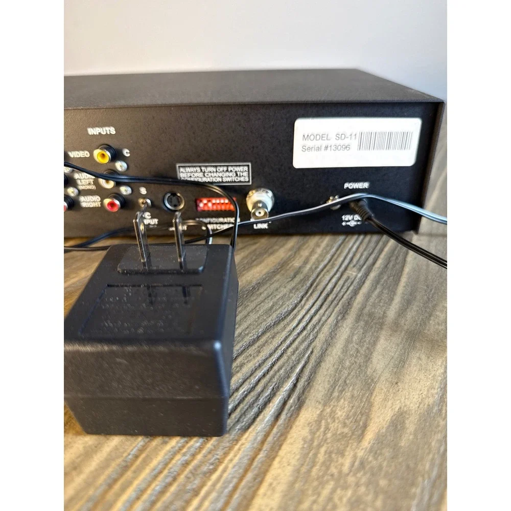 Elite Video SD-11 Duplication Station Distribution Amp Black W/ Power Adapter